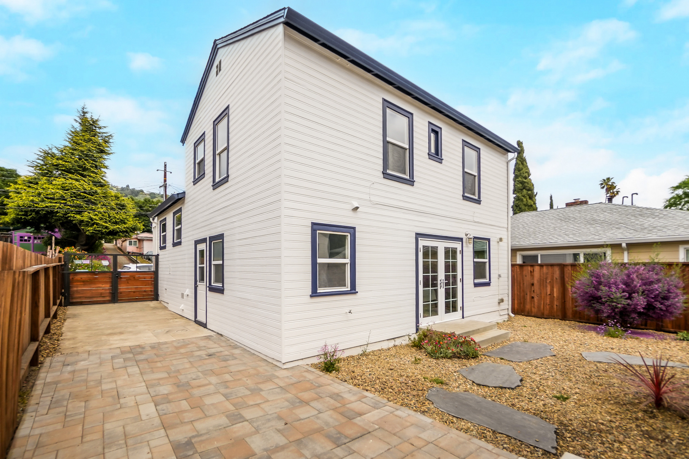 7555 Circle Hill 005