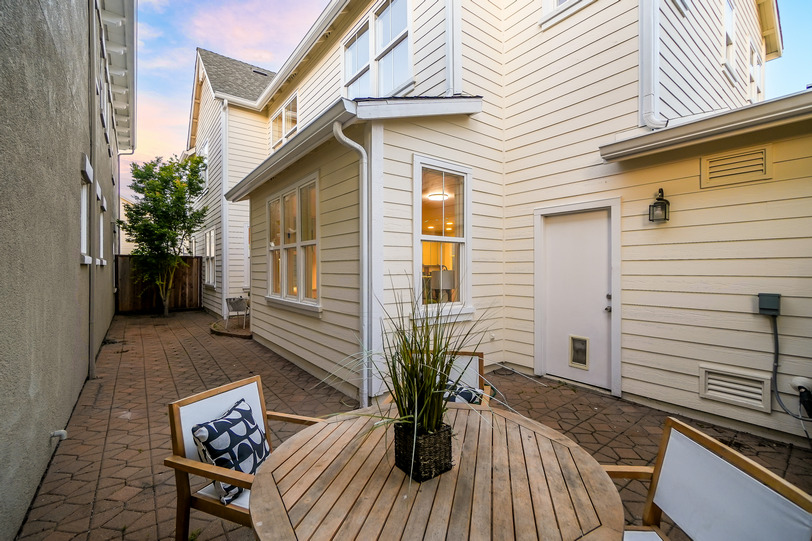 1165 Cottage Lane 00063