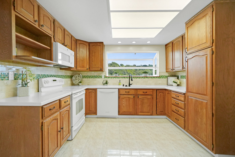 3495 Skyline Drive 017