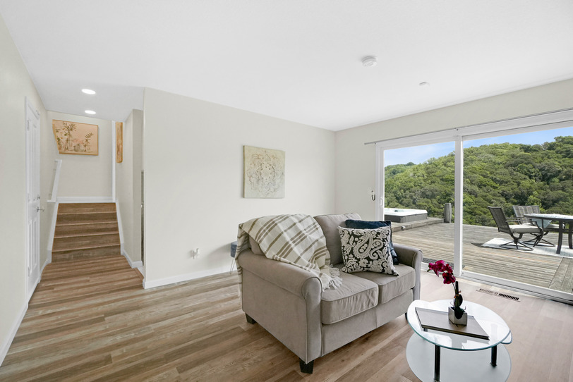 3495 Skyline Drive 044