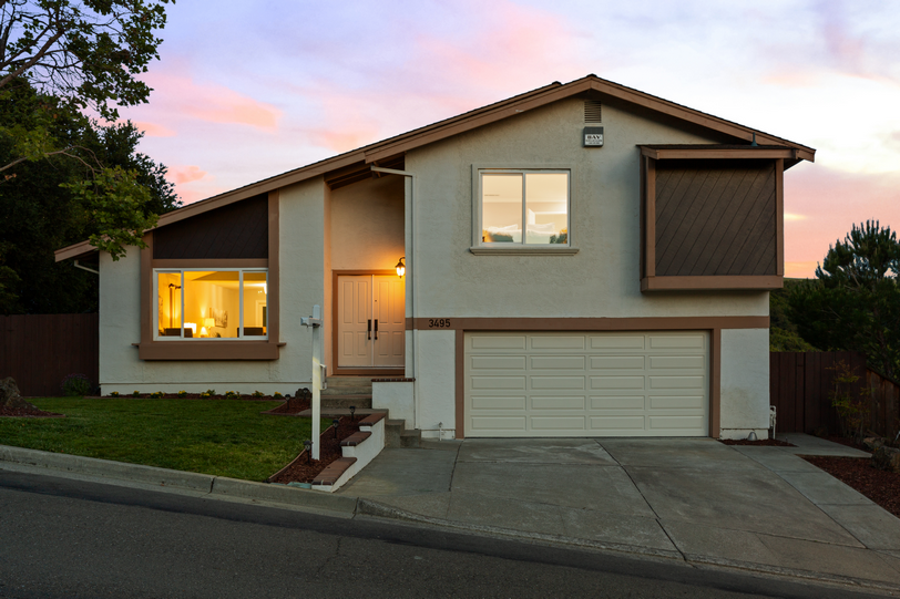3495 Skyline Drive 105