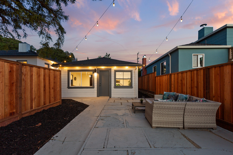 3941 Enos Avenue 37