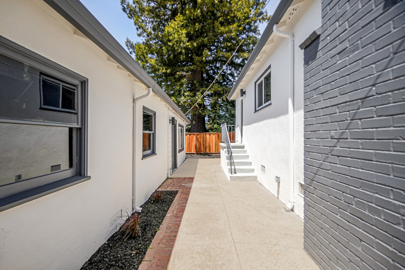 3941 Enos Avenue 91