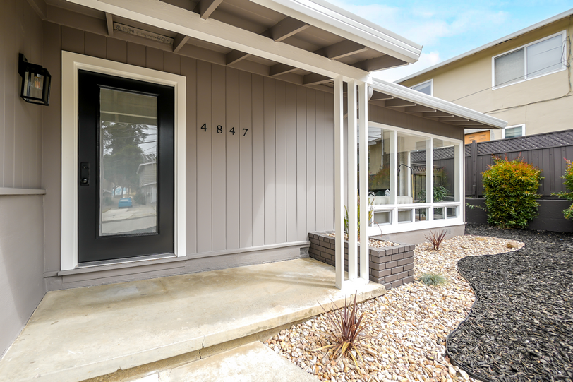 4847 Dunkirk Ave 058