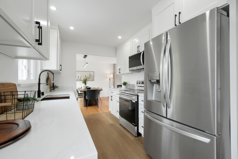 4847 Dunkirk Ave 070