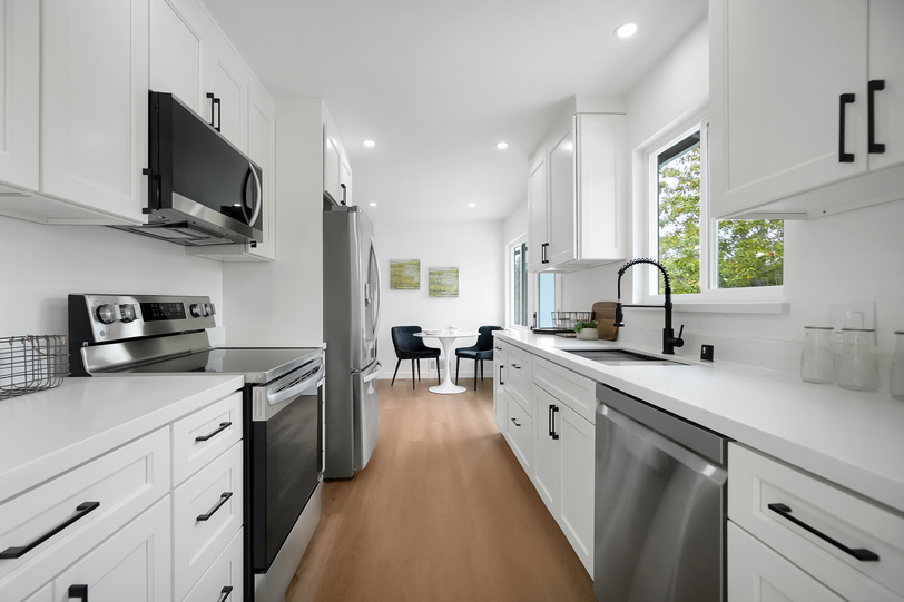 4847 Dunkirk Ave 073