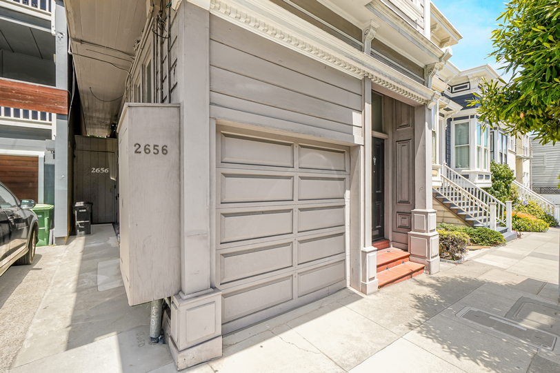 2654-2656 Bush St 006
