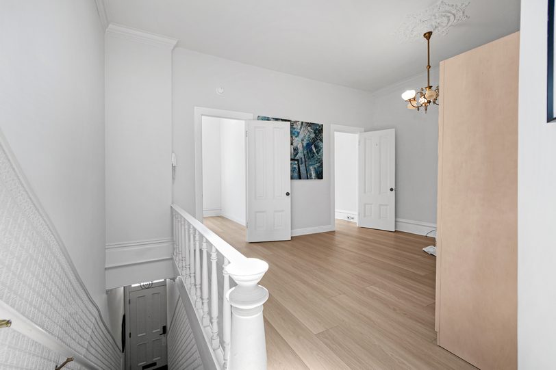 2654-2656 Bush St 010