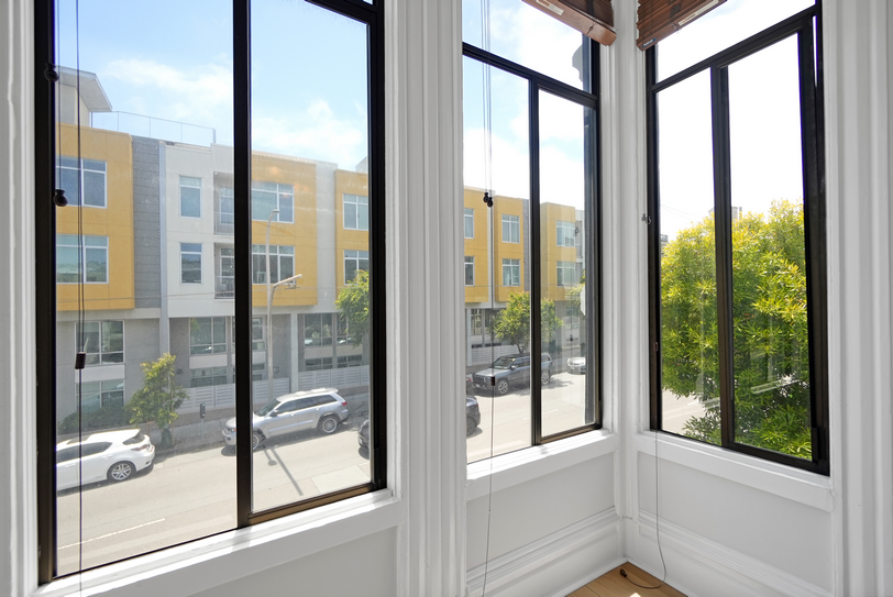 2654-2656 Bush St 018