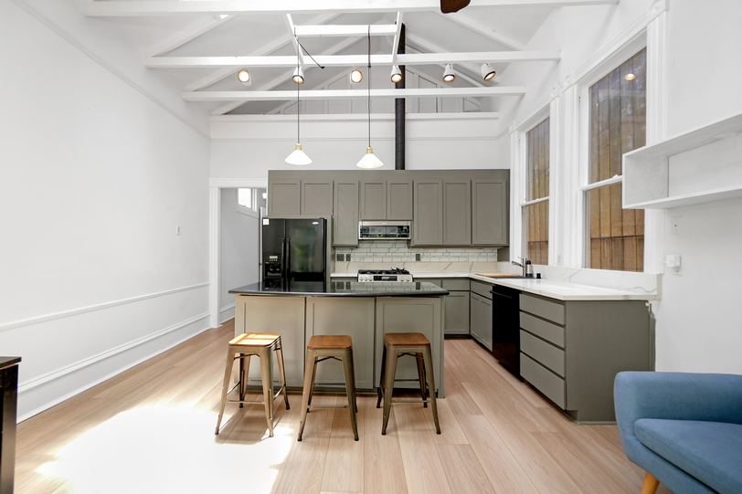 2654-2656 Bush St 030