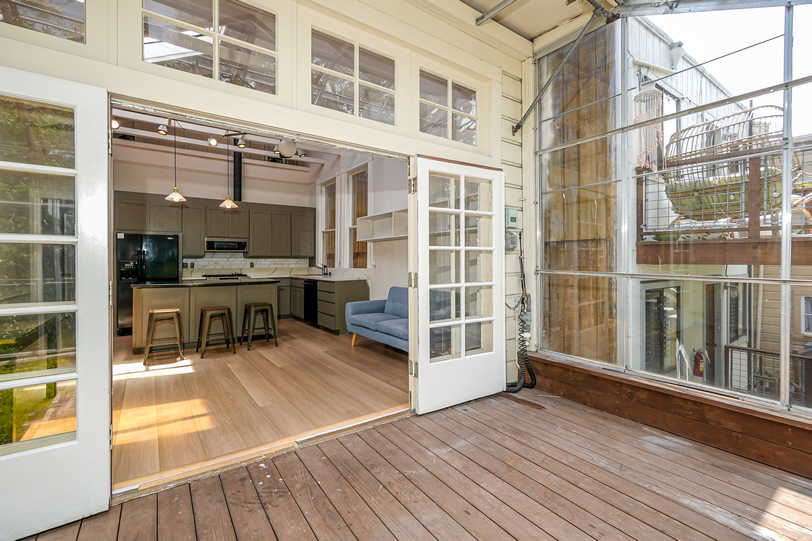 2654-2656 Bush St 041