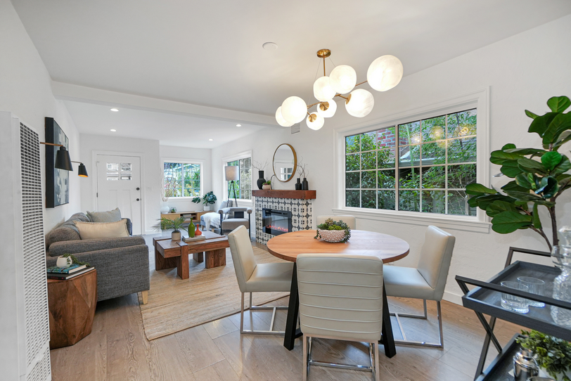 3911 Vale Ave015