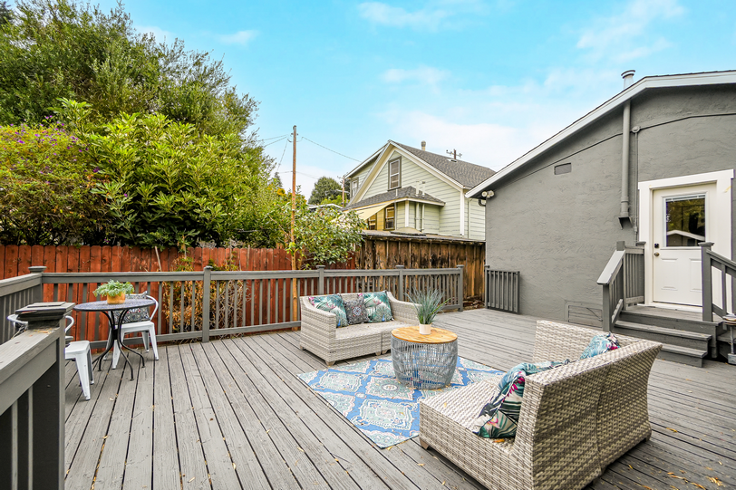3911 Vale Ave034