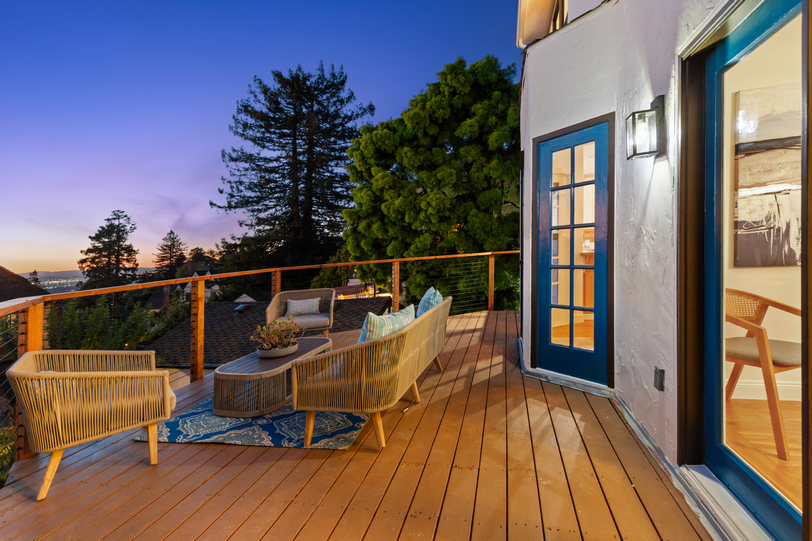 758 Spruce Smaller 100