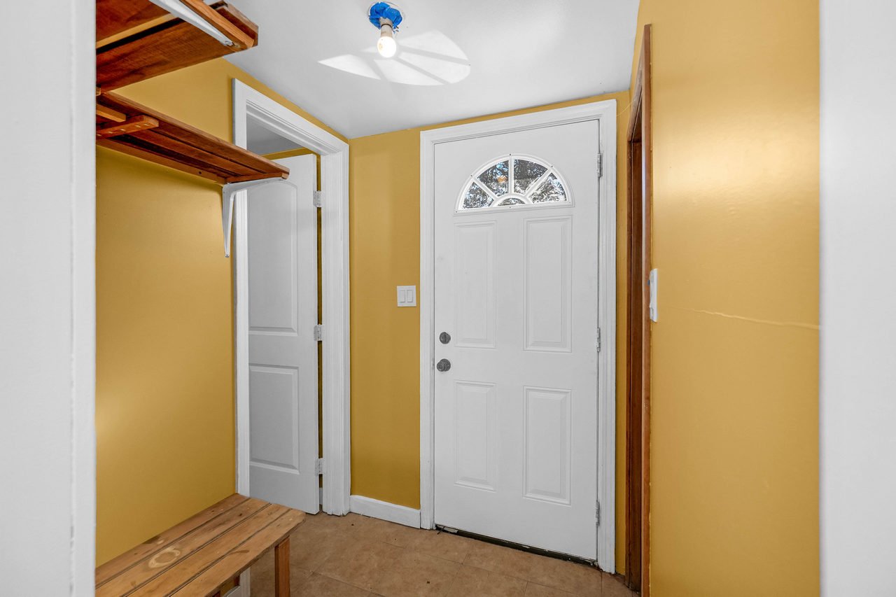 2 4th Avenue Smaller 093